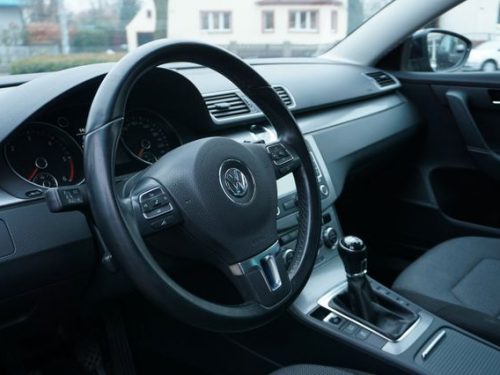VW  Passat Variant COM*BLUEM*2L*140PS*NAVI*TEMP, 