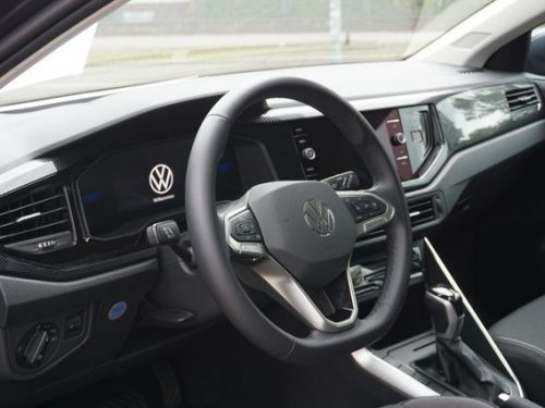 VW  Taigo Life 1,0 DSG 85 kW *Rückfahrkamera*Navi, Rauchgrau Metallic