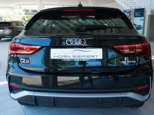 AUDI  Q3 Sportback 35 TFSI S-line*AppConnect*Navi, Mythosschwarz Metallic