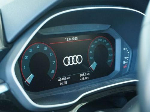 AUDI  Q3 Sportback 35 TFSI S-line*AppConnect*Navi, Mythosschwarz Metallic