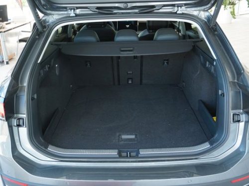 VW  Passat Variant 1.5 eTSI 110 kW Business*Kamera, Diabasgrau Metallic