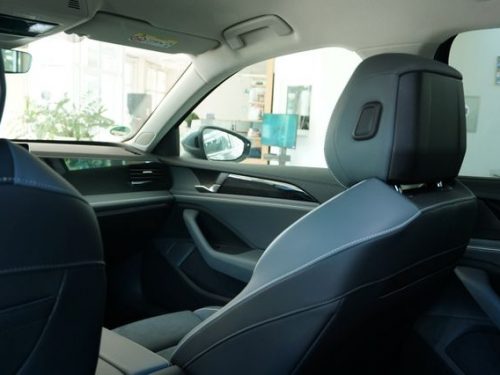 VW  Passat Variant 1.5 eTSI 110 kW Business*Kamera, Diabasgrau Metallic