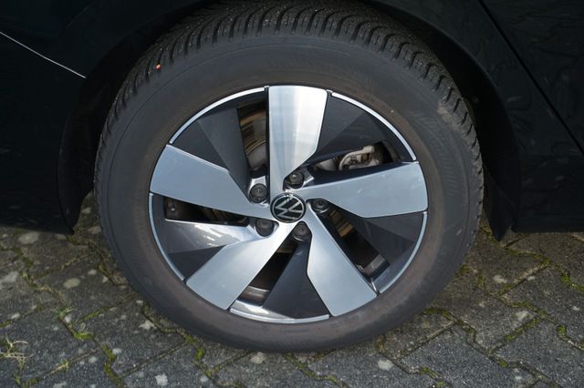 VW Passat Variant Business 1.5 eTSI 110 kW*Navi*AHK, MYTHOS BLACK VW Passat Variant Business 1.5 eTSI 110 kW*Navi*AHK, MYTHOS BLACK