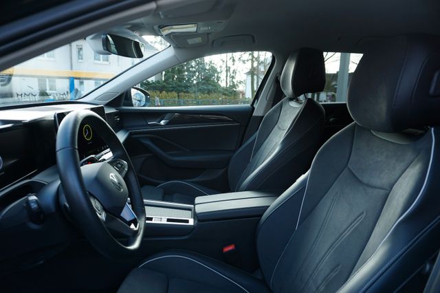 VW Passat Variant Business 1.5 eTSI 110 kW*Navi*AHK, MYTHOS BLACK VW Passat Variant Business 1.5 eTSI 110 kW*Navi*AHK, MYTHOS BLACK