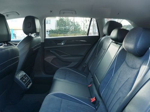 VW Passat Variant Business 1.5 eTSI 110 kW*Navi*AHK, MYTHOS BLACK