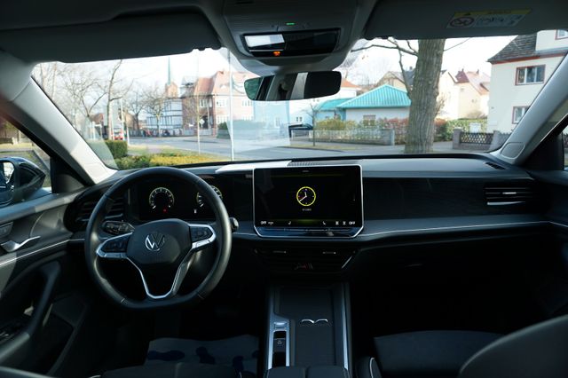 VW Passat Variant Business 1.5 eTSI 110 kW*Navi*AHK, MYTHOS BLACK VW Passat Variant Business 1.5 eTSI 110 kW*Navi*AHK, MYTHOS BLACK