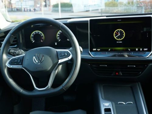 VW Passat Variant Business 1.5 eTSI 110 kW*Navi*AHK, MYTHOS BLACK