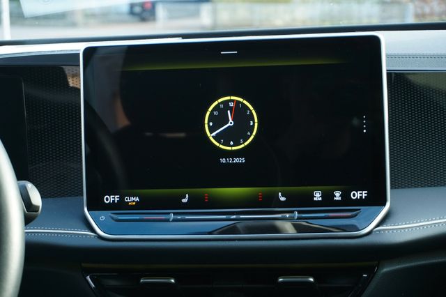 VW Passat Variant Business 1.5 eTSI 110 kW*Navi*AHK, MYTHOS BLACK VW Passat Variant Business 1.5 eTSI 110 kW*Navi*AHK, MYTHOS BLACK