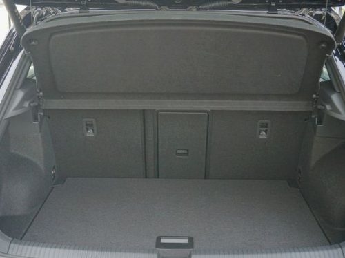 VW  T-Roc R 4Motion 221 KW, Deep Black Perleffekt