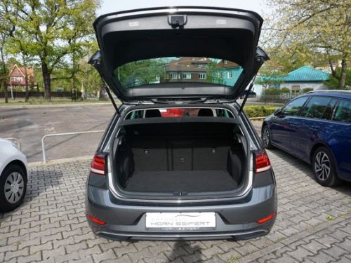 VW  Golf VII Lim. Sound 1,5 TSI 110 KW, Indiumgrau Metallic